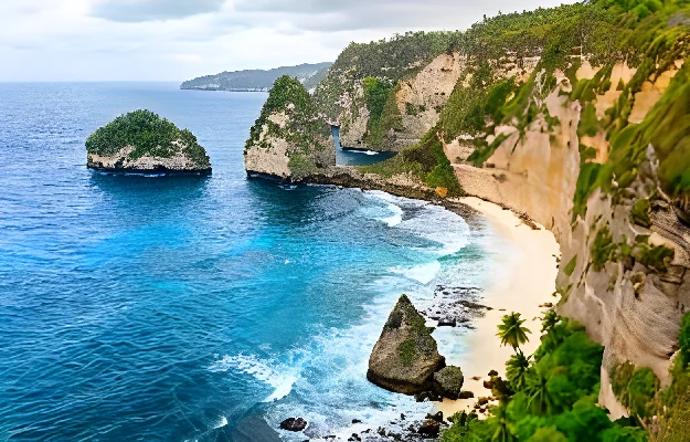 Wisata Nusa Penida: Tempat Wajib dikunjungi saat ke Bali Pantai Atuh Nusa Penida