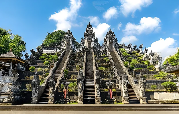 Pura Lempuyang Luhur : Pura Sad Kahyangan Jagad Bali Pura Lempuyang Luhur : Pura Sad Kahyangan Jagad Bali