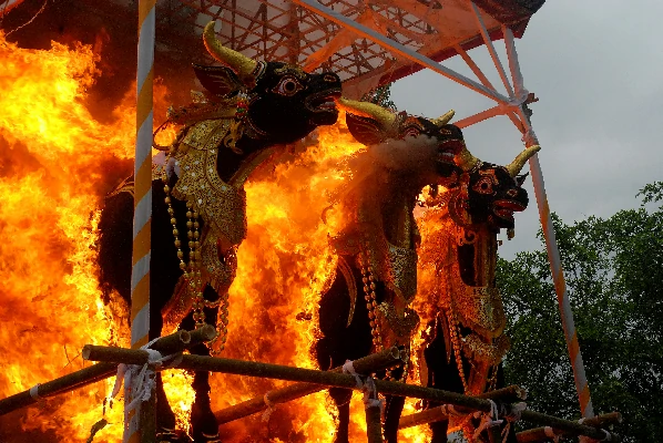 Memahami 10 Rangkaian Upacara Ngaben : Dudonan Upacara Ngaben Memahami 10 Rangkaian Upacara Ngaben : Dudonan Upacara Ngaben